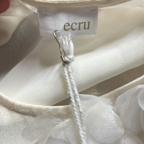 Ecru Silk 3D Floral Blouse - Picture 5 of 5